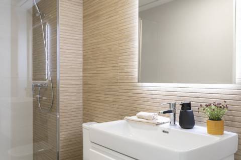 Apartamento T2 novo, junto da praia.