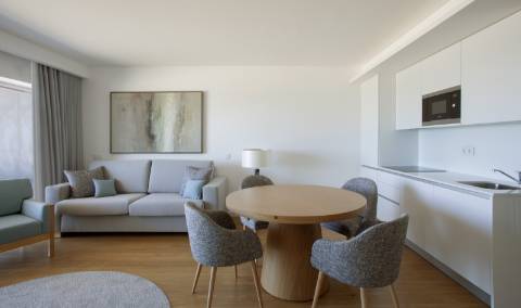 Apartamento T1 com Terraço em Empreendimento Turístico - Sesimbra