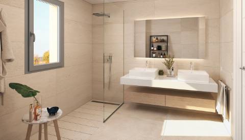 Moradia em banda T3, com excelente luz natural.