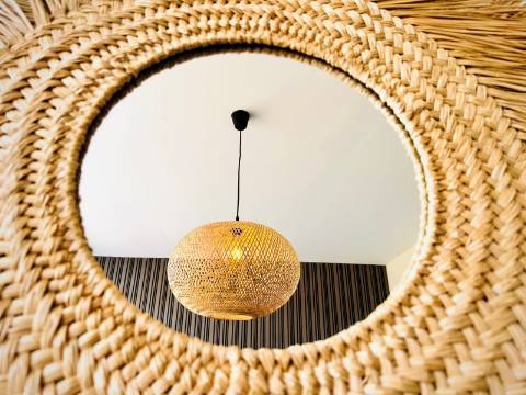 Apartamento 2 Quartos inserido no Golfe em condomínio fechado com piscina e jardim privado