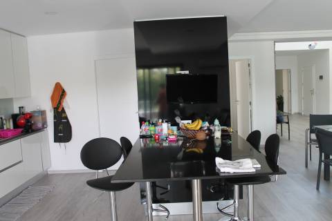 Moradia Isolada com piscina e jardim - Almancil, Algarve