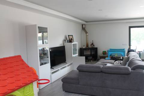 Moradia Isolada com piscina e jardim - Almancil, Algarve