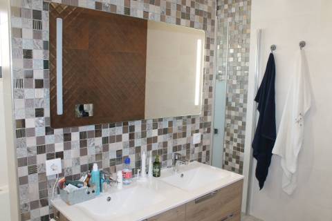 Moradia Isolada com piscina e jardim - Almancil, Algarve