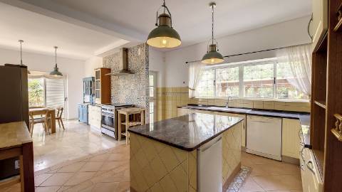 Moradia Isolada T6 em Cerro d'Águia - Albufeira