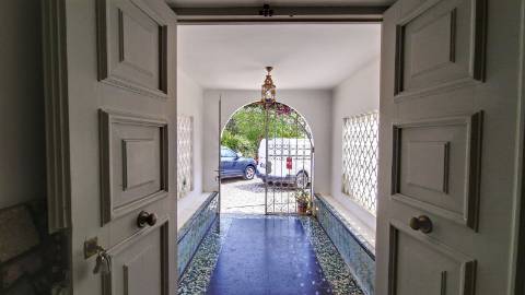 Moradia Isolada T6 em Cerro d'Águia - Albufeira