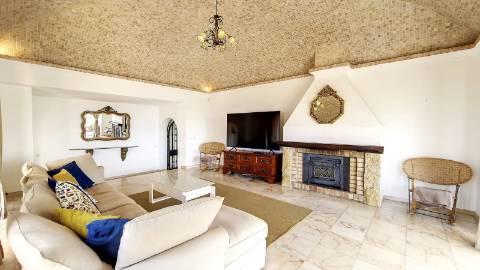 Moradia Isolada T6 em Cerro d'Águia - Albufeira