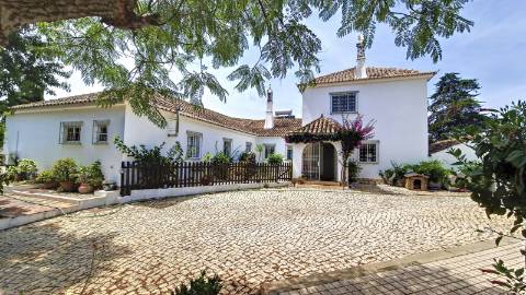 Moradia Isolada T6 em Cerro d'Águia - Albufeira