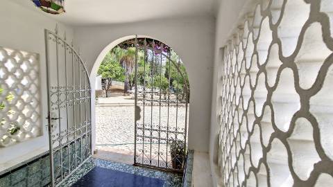 Moradia Isolada T6 em Cerro d'Águia - Albufeira