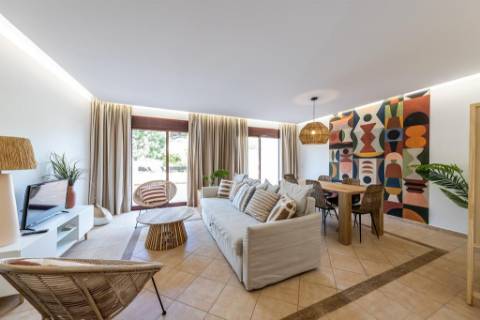 Moradia geminada T3 na Vila Sol em Quarteira