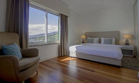 Moradia Isolada T3 com Piscina no Arco da Calheta - Madeira