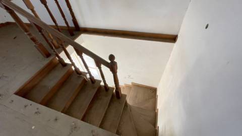 Terreno com Moradias em Construção na Charneca da Caparica