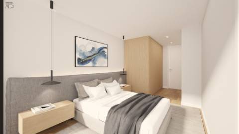 Apartamento T4 com varanda e estacionamento na Margem do Rio Douro