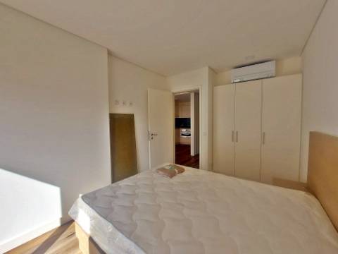 Moradia T2 em Gaia junto ao Douro