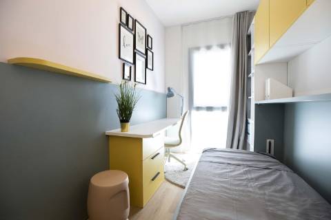 Apartamento T2 com terraço, perto da praia.