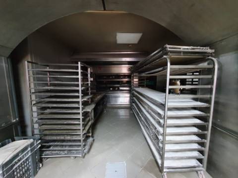 Venda de Padaria e Pastelaria com Fabrico Próprio no Funchal (Licença 24h)