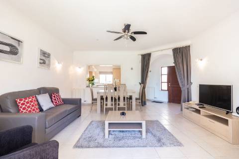 Apartamento T2 em empreendimento de golfe