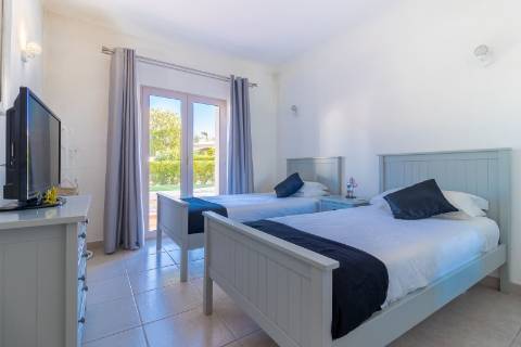 Apartamento T2 em empreendimento de golfe