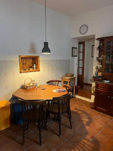 Moradia Terrea com 2 Quartos e 2 apartamentos, T2 e T1 com entradas independentes em zona Calma de Paderne