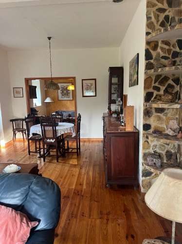 Moradia Terrea com 2 Quartos e 2 apartamentos, T2 e T1 com entradas independentes em zona Calma de Paderne