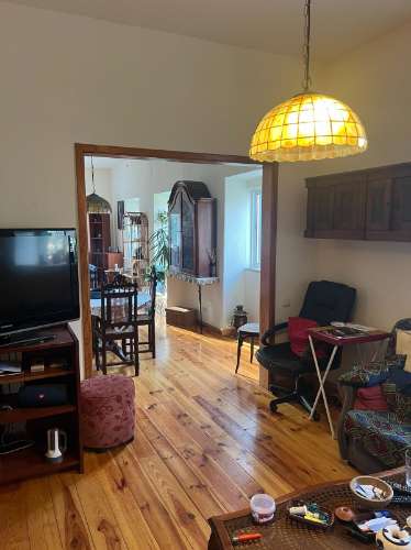 Moradia Terrea com 2 Quartos e 2 apartamentos, T2 e T1 com entradas independentes em zona Calma de Paderne