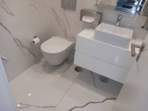 Moradia T4 remodelada, em zona premium do Porto.