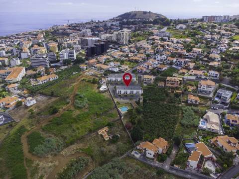 Moradia T3+1 em Condomínio Fechado nas Virtudes