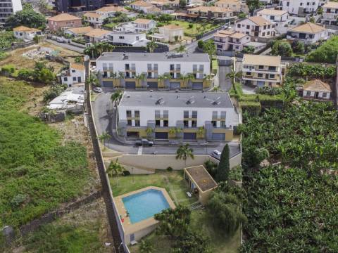 Moradia T3+1 em Condomínio Fechado nas Virtudes