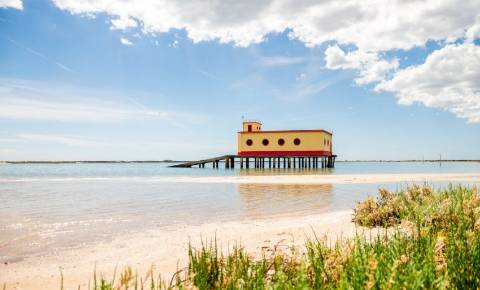 Terreno com projeto para construção de 80 apartamentos - Olhão, Algarve