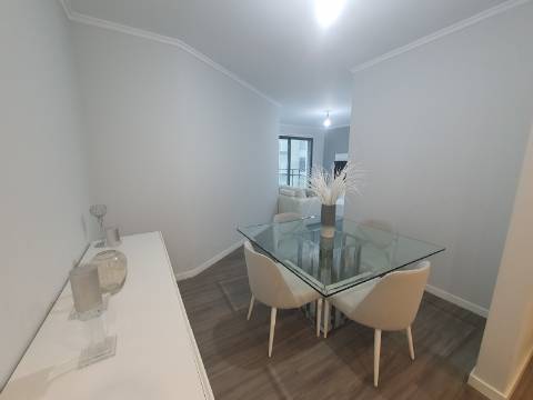 Apartamento de Luxo T2+1 em São Martinho
