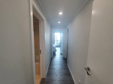 Apartamento de Luxo T2+1 em São Martinho