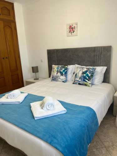 Excelente moradia isolada para rentabilizar em Albufeira, perto da praia