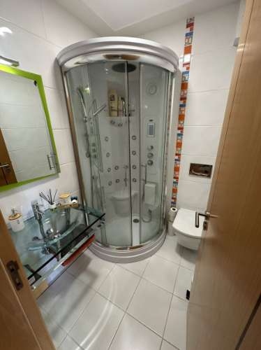 Moradia em banda T3+2 em Vilamoura em exelente estado de conservação e com piscina