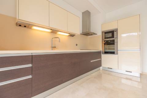 Apartamento T2 de Luxo na Estrada Monumental - Funchal