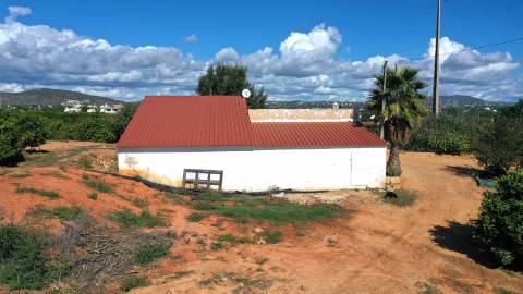 Terreno com projeto aprovado em Quarteira