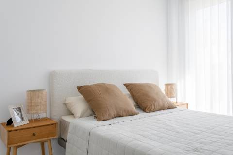 Apartamento T3 novo, junto da praia.