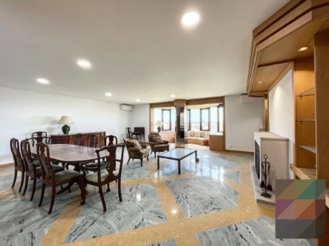 Apartamento T3 em Lisboa