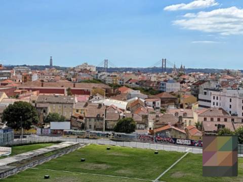 Apartamento T3 em Lisboa