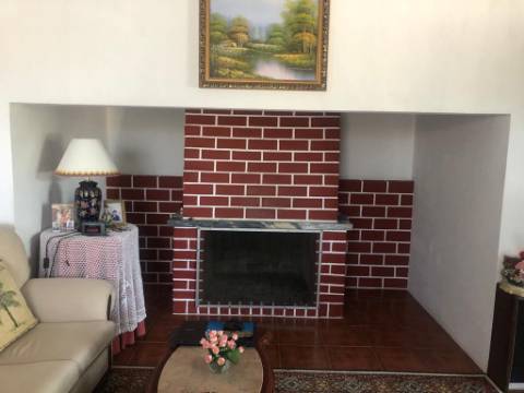 Quinta com piscina em Torrao 15 hectares