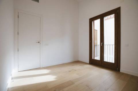 Moradia geminada T3 , perto da praia.