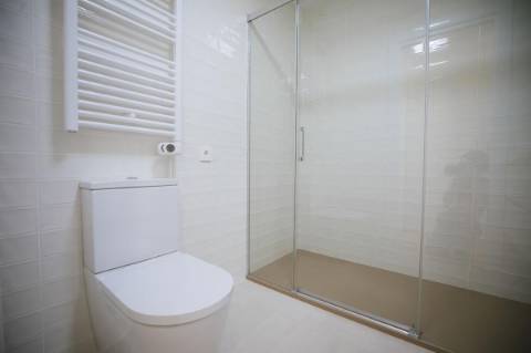 Moradia geminada T3 , perto da praia.