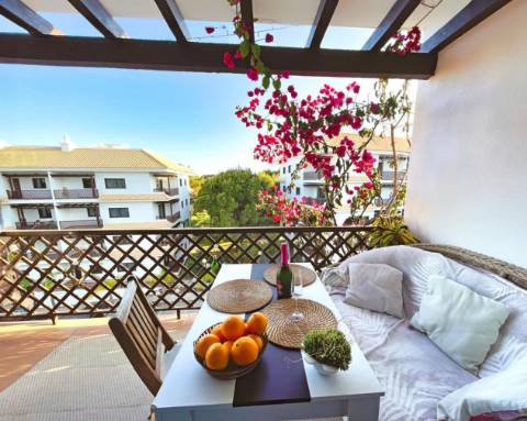 Apartamento T2 no Pine Sun Park , Albufeira