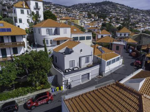 Fantástica Moradia T3 em Santa Maria Maior - Funchal