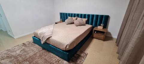 Moradia V2+1 em condomínio com Piscina em zona calma de Albufeira