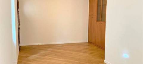 Luminoso e espaçoso apartamento T1 localizado em um edifício burguês no coração do Mónaco