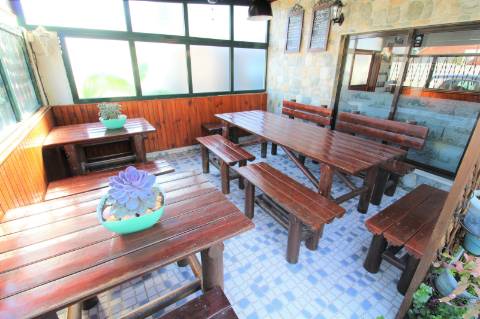 Moradia/Restaurante na Charneca da Caparica