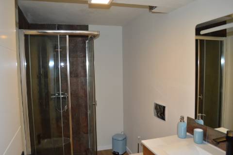 Moradia Isolada T4 totalmente remodelada e equipada com piscina aquecida, jardim zona calma de Vilamoura