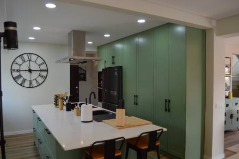 Moradia Isolada T4 totalmente remodelada e equipada com piscina aquecida, jardim zona calma de Vilamoura