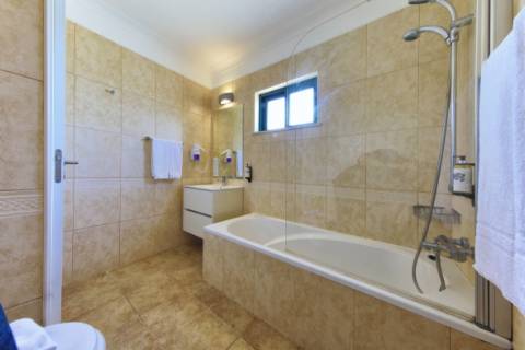 Apartamento T2 em aldeamento de golfe