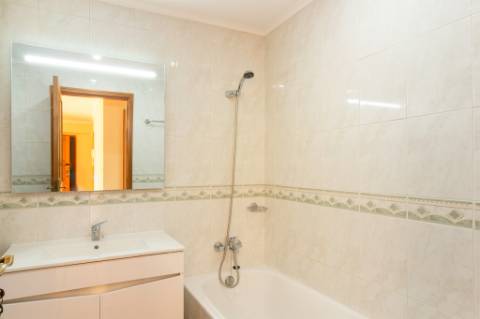 Apartamento T3 para venda na Ajuda, São Martinho