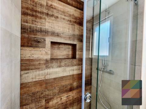 Moradia T4 com Piscina em Corroios